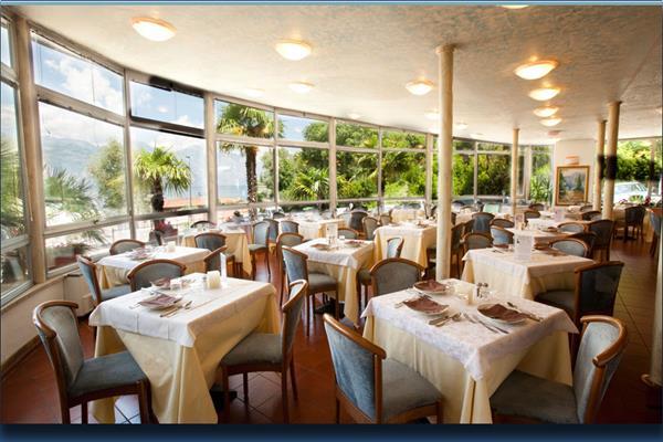 ברנצונה סול גארדה Hotel Residence Rely מראה חיצוני תמונה