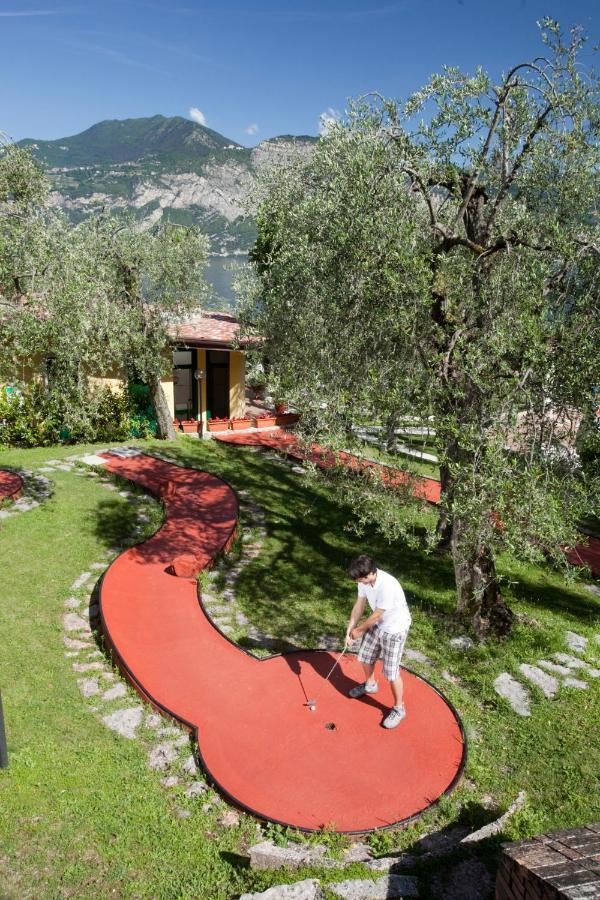 ברנצונה סול גארדה Hotel Residence Rely מראה חיצוני תמונה