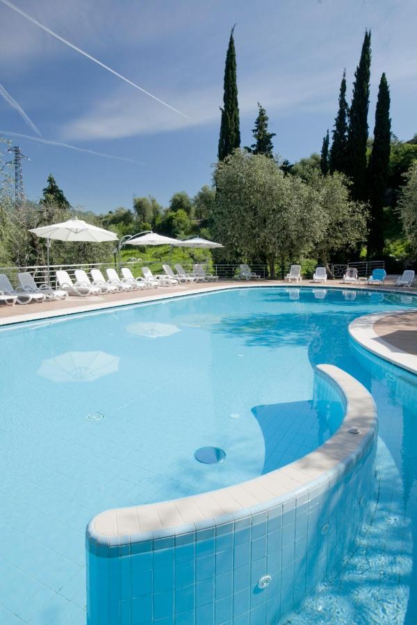 ברנצונה סול גארדה Hotel Residence Rely מראה חיצוני תמונה