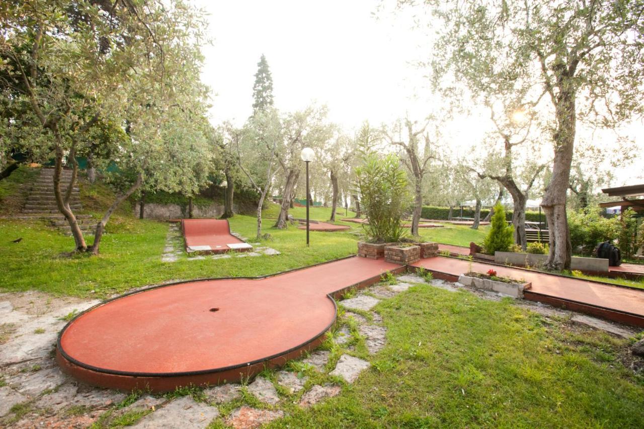 ברנצונה סול גארדה Hotel Residence Rely מראה חיצוני תמונה