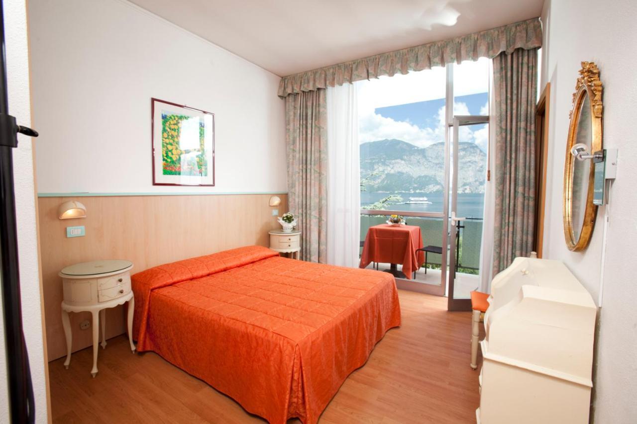 ברנצונה סול גארדה Hotel Residence Rely חדר תמונה